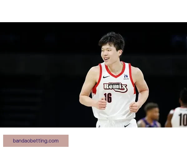 杨瀚森20分7板2助2帽连中7球暴扣遭逆转遗憾淘汰